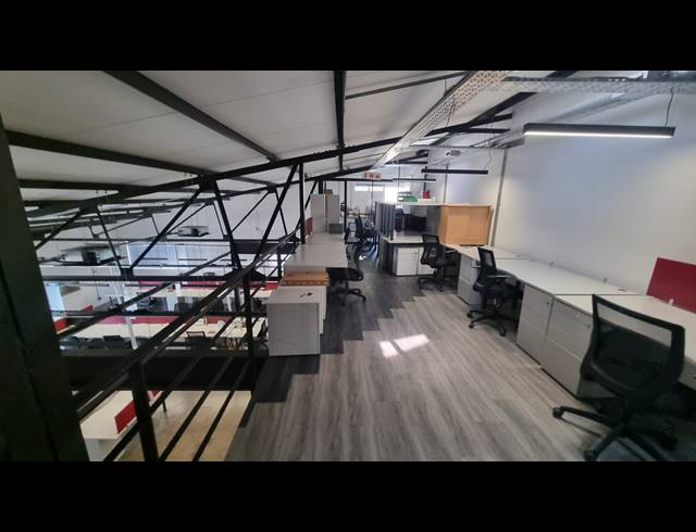 486M² OFFICE FOR SALE IN SALT RIVER
